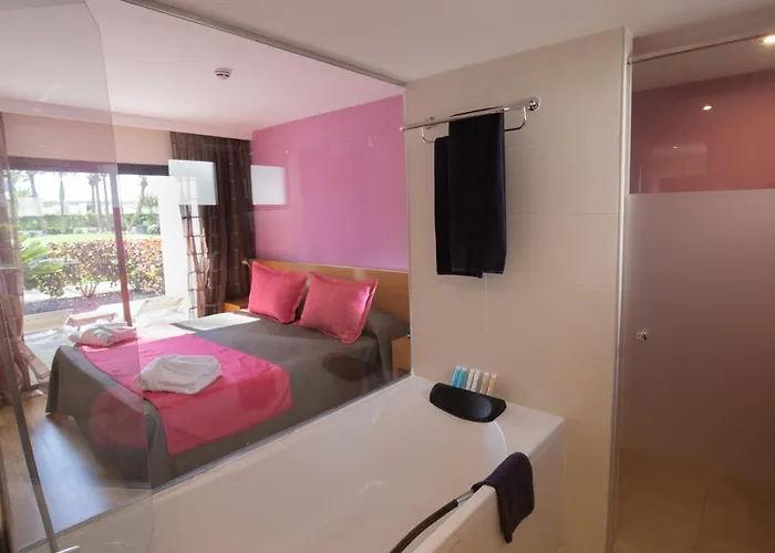 R2 Romantic Fantasia - Adults Only Hotel 4*