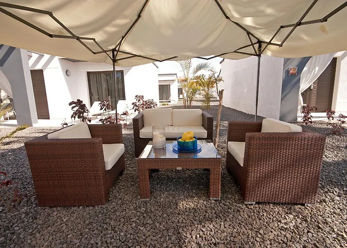 R2 Romantic Fantasia - Adults Only 4*